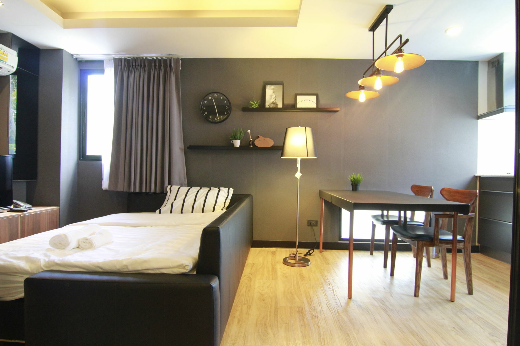 Bed and Breakfast S Bloc Saladaeng Bangkok Exterior foto